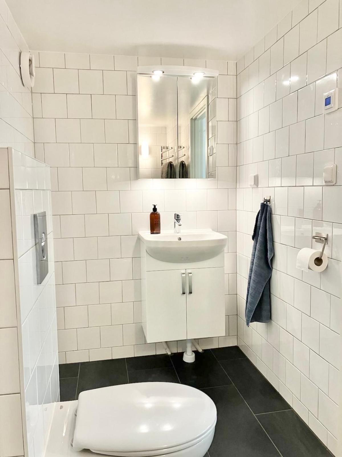 Modernt Boende, Fri Parkering & Bra Foerbindelser Lägenhet